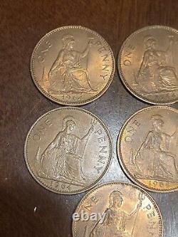 1964 Great Britain Queen Elizabeth II Bronze Penny Coin One Cent
