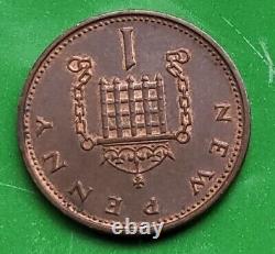 Elizabeth II 1971 NEW PENNY UK Great Britain Coin RARE & TARNISHING