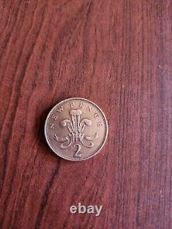 Nouvelle pièce de 2 Pence VK 1980 du Royaume-Uni avec la Reine Elizabeth II - Rare