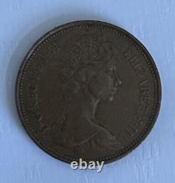 Royaume-Uni Britannique 2 Nouvelles Pence 1971 Elizabeth II Pièce Étrangère EXTREMEMENT RARE